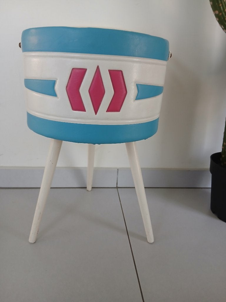 Vintage naaimand op pootjes, Ophalen