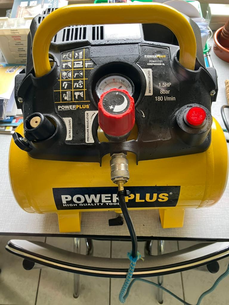 Compressor powerplus, Ophalen, Zo goed als nieuw