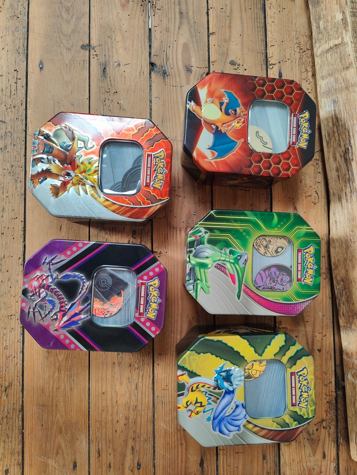 Boîte en étain Pokémon - Idéale pour les débutants et les je, Hobby & Loisirs créatifs, Jeux de société | Jeux de cartes, Enlèvement