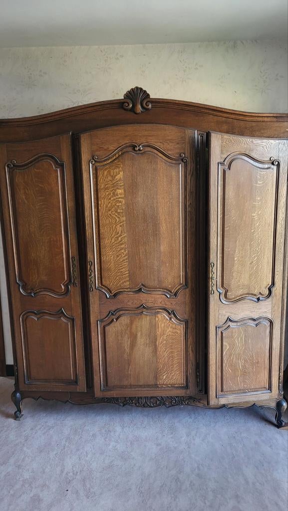 Klassieke massief houten kleerkast – 3 deuren – vintage stij, Antiek en Kunst, Ophalen