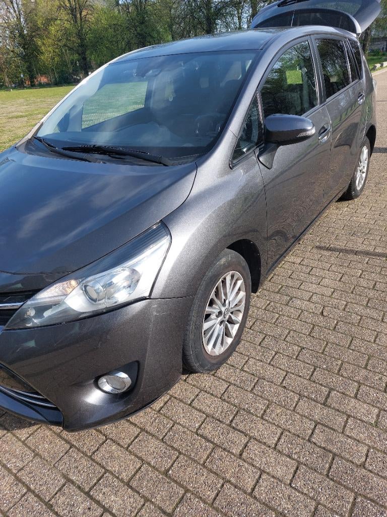 Toyota Verso 2016 7pl Euro6 diesel, Auto's, Voorwielaandrijving, Euro 6, 4 cilinders, Start-stop-systeem