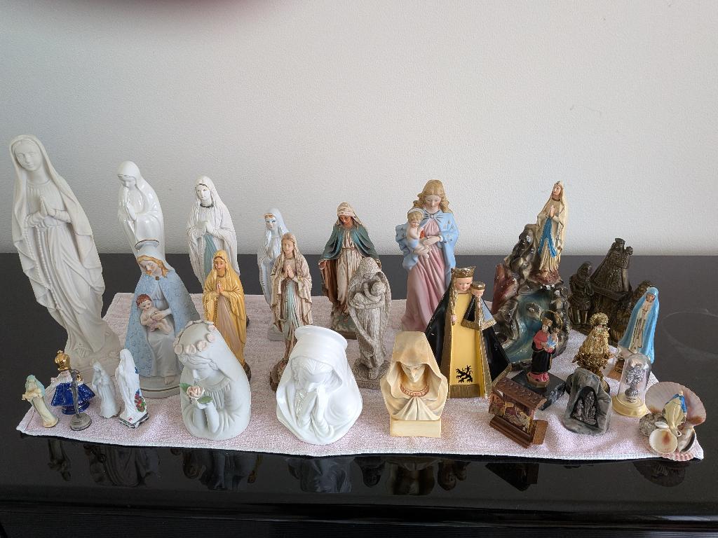 Vintage : kleine verzameling Maria/ OLV beeldjes, Ophalen of Verzenden