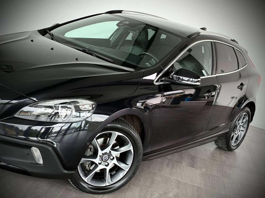 Volvo V40 Cross Country 1.6 D2 BOITE AUTO-1ERPRO-GPS-CUIR-TO, Autos, Volvo, Cuir, Euro 5, Achat, Entreprise