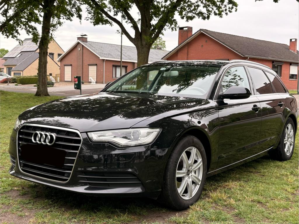 Audi A6 // automaat// euro 5 // 2.0 TDI/gekeurd voor verkoop, Auto's, Audi, Euro 5, Zwart, Parkeersensor, Bedrijf
