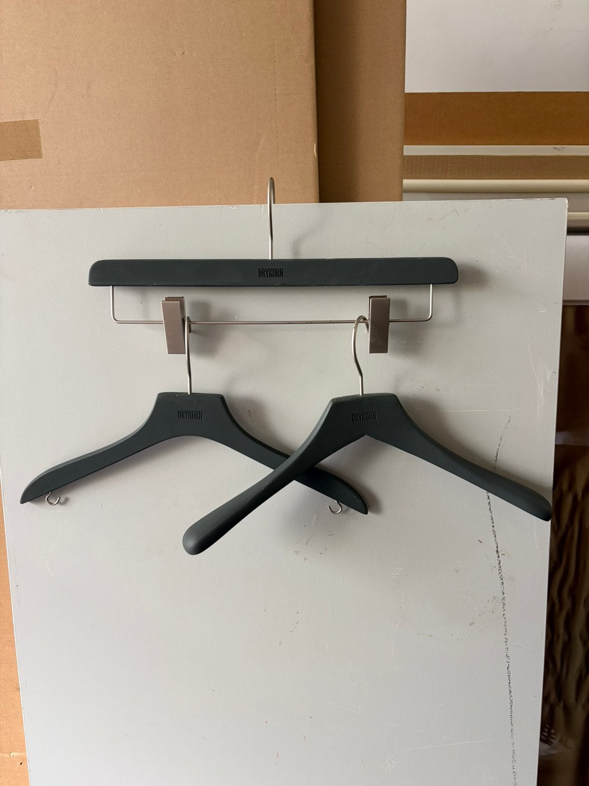 Zeer veel kleding hangers dames en heren, Ophalen, Gebruikt, Hout, Volwassenen