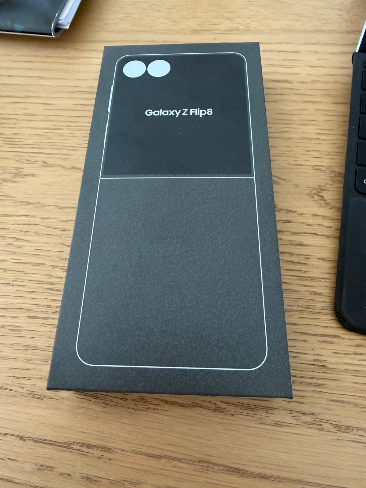 Nieuw Flip 8 nog geseald 256GB, Télécoms, Téléphonie mobile | Samsung, Enlèvement, Comme neuf