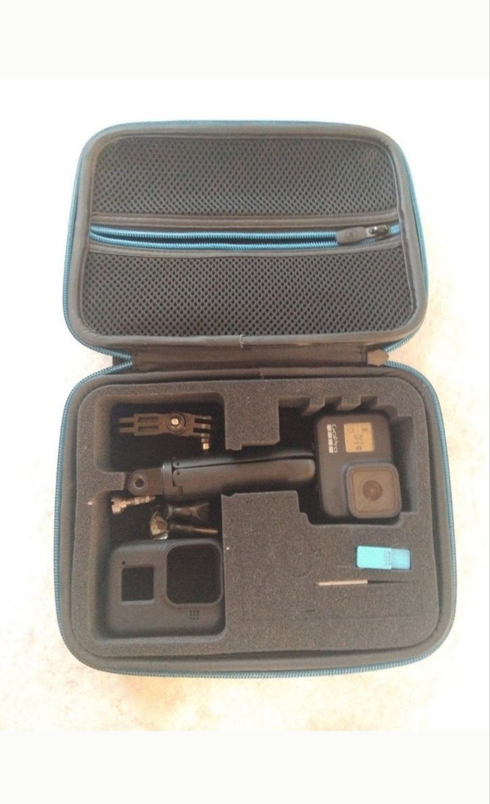 Titel:
GoPro Hero 8 Black + accessoires + 2 accu’s + SD-kaar, TV, Hi-fi & Vidéo, Caméras action, Enlèvement