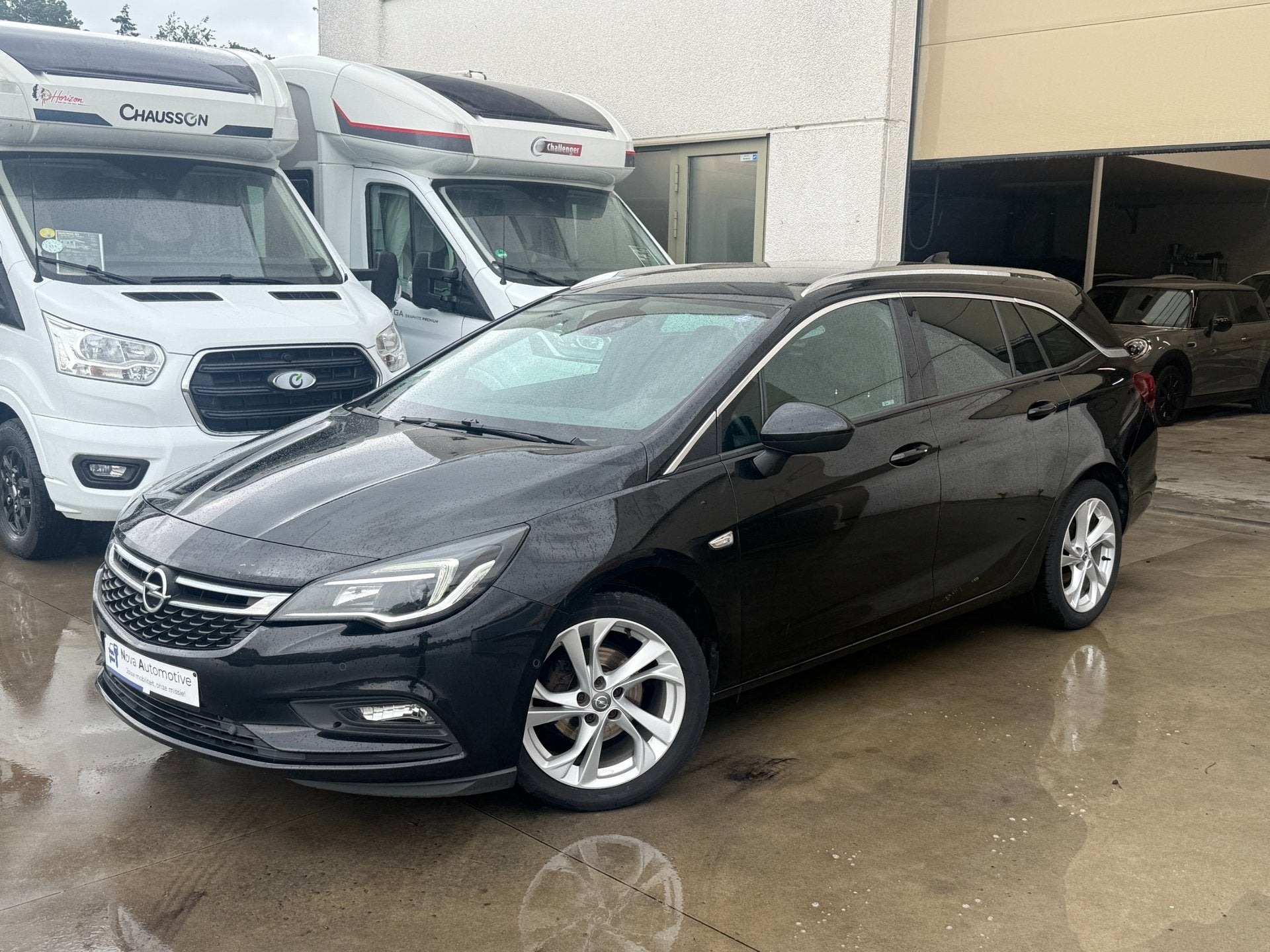 Opel Astra 1.0i Camera, CarPlay, Lane Assist, Full Opt., 12M, Gebruikt, Zwart, Leder, Bedrijf