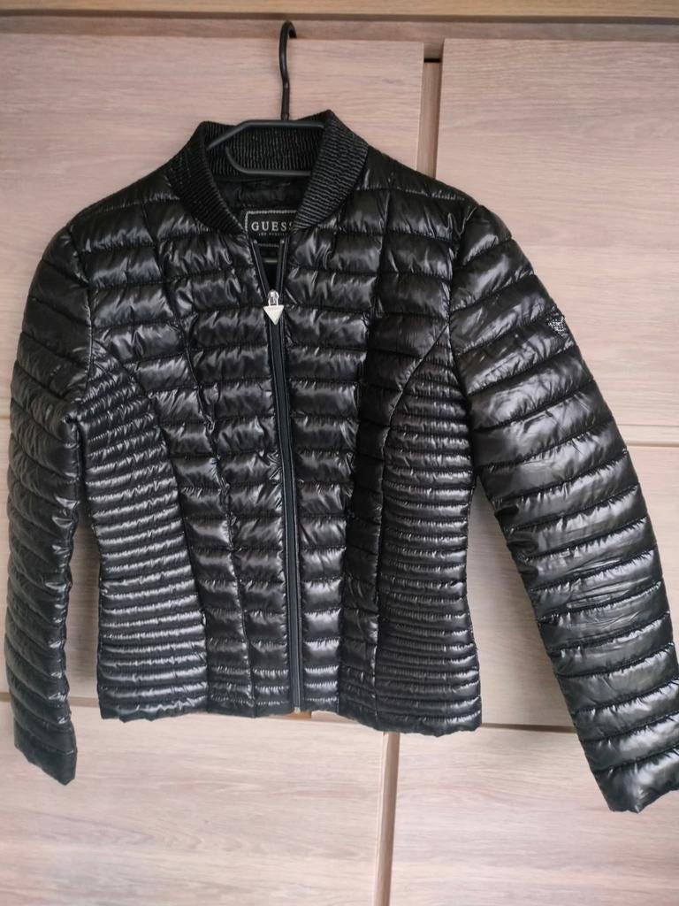 Nieuw jasje guess maat m, Ophalen, Maat 38/40 (M)