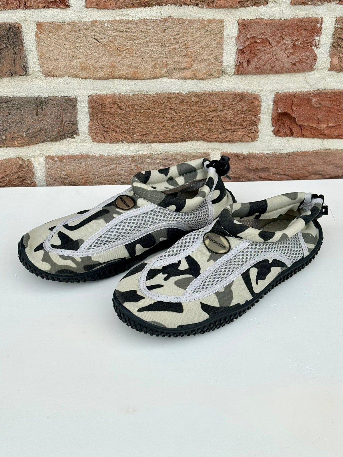 Rucanor zwemschoenen / waterschoenen maat 34, Kinderen en Baby's, Kinderkleding | Kinder-zwemkleding, Ophalen of Verzenden, Zo goed als nieuw