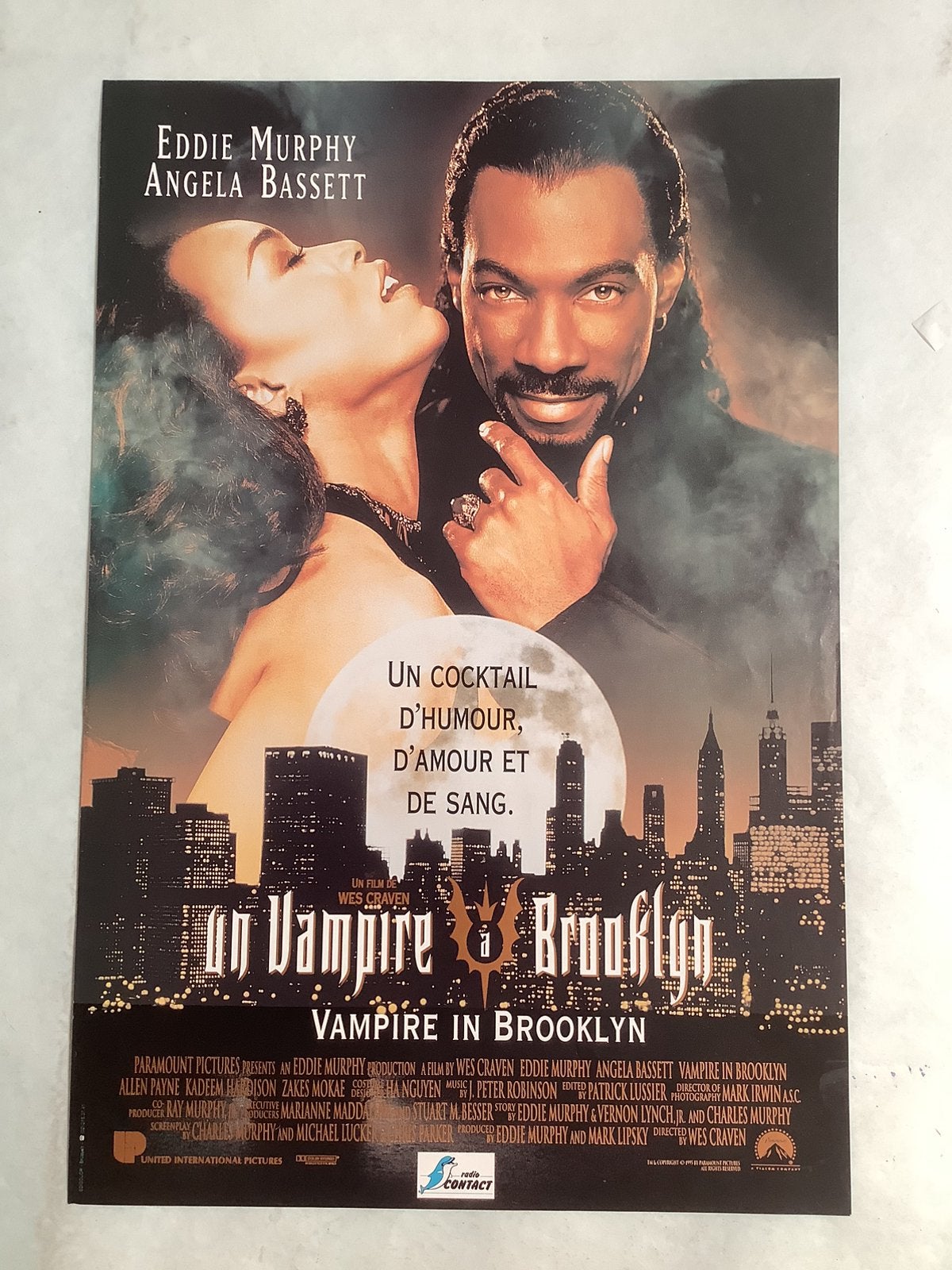 Affiche du film VAMPIRE IN BROOKLYN 33-50 cm, Enlèvement, Comme neuf