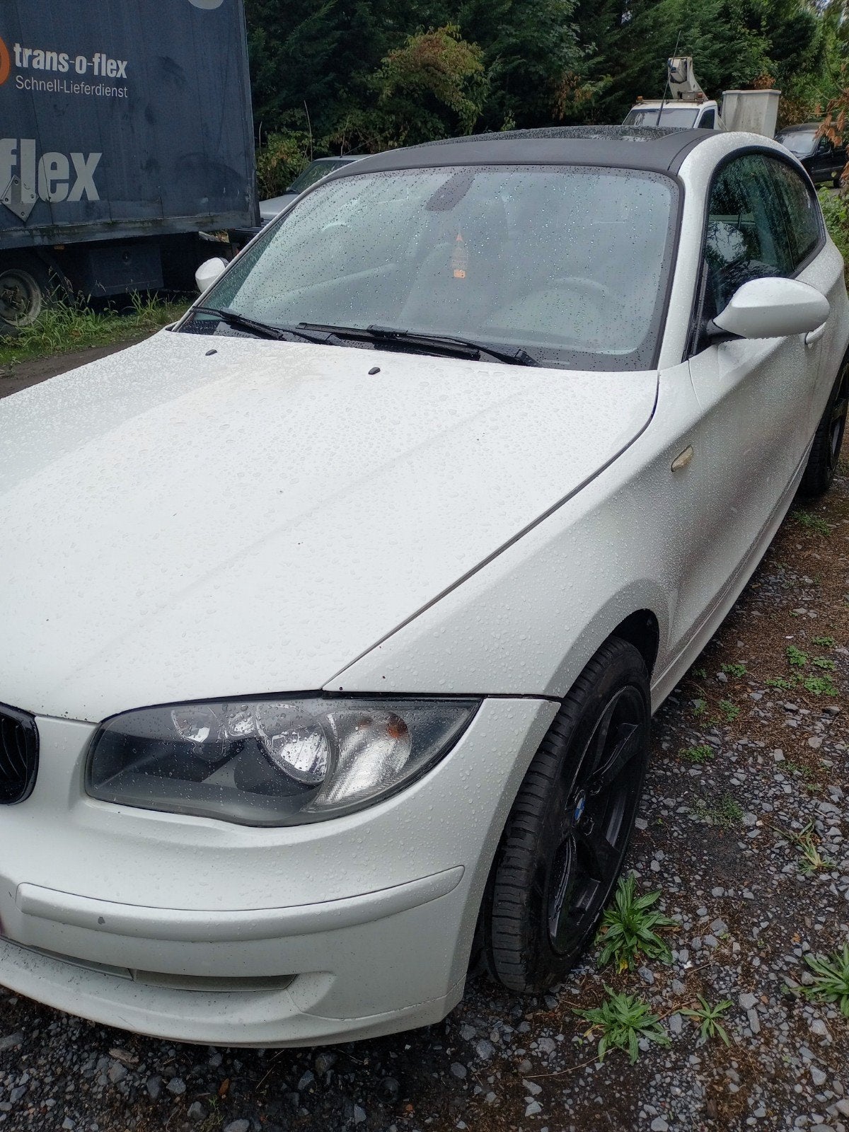 BMW 116d  2009 toit ouvrant nv chaîne cuir partiel airco, Cuir, Achat, Boîte manuelle, Noir