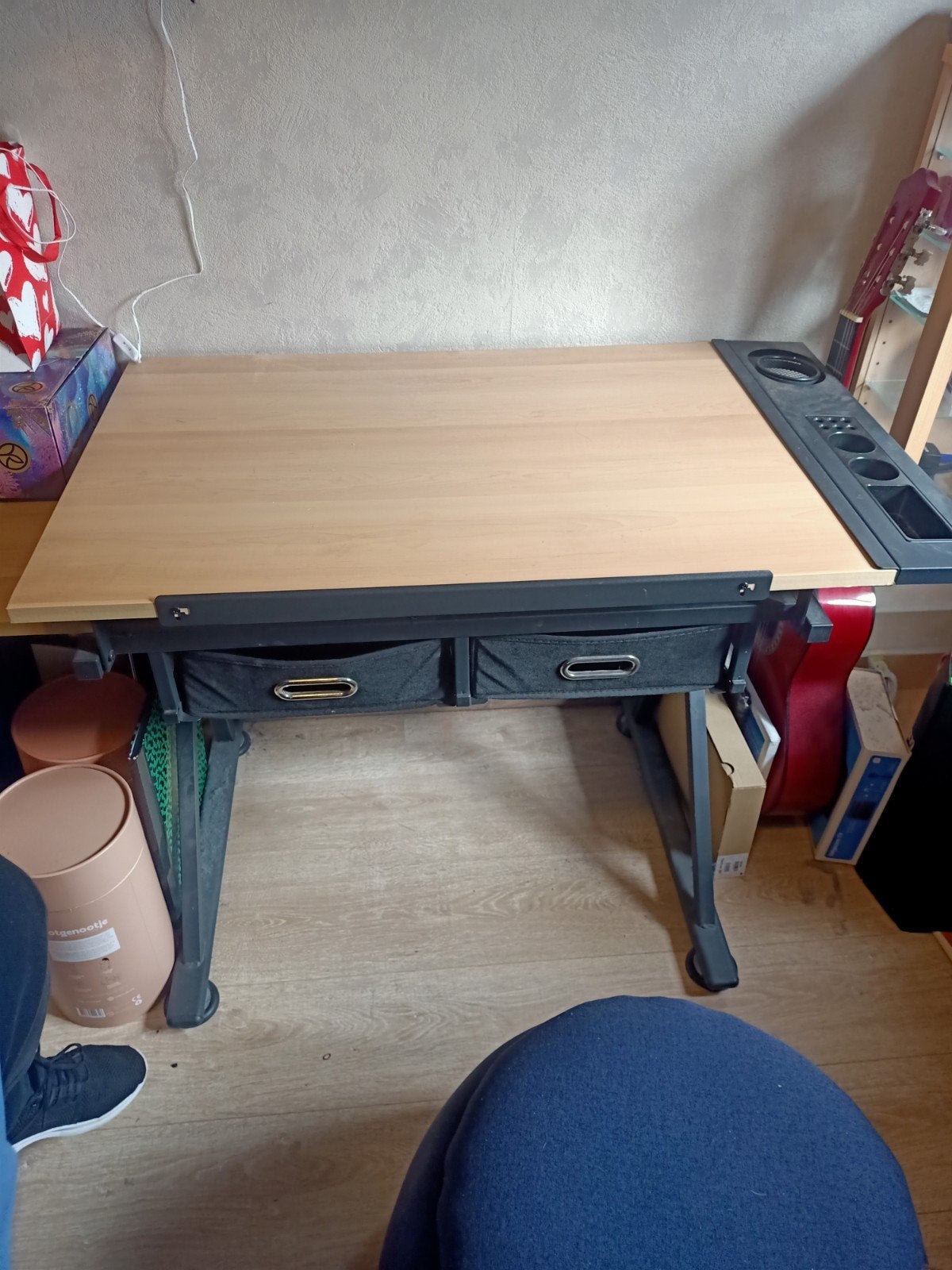 proper tekentafel met 7 standen kan ook als bureau, Bricolage & Construction, Tables à dessin, Enlèvement, Comme neuf