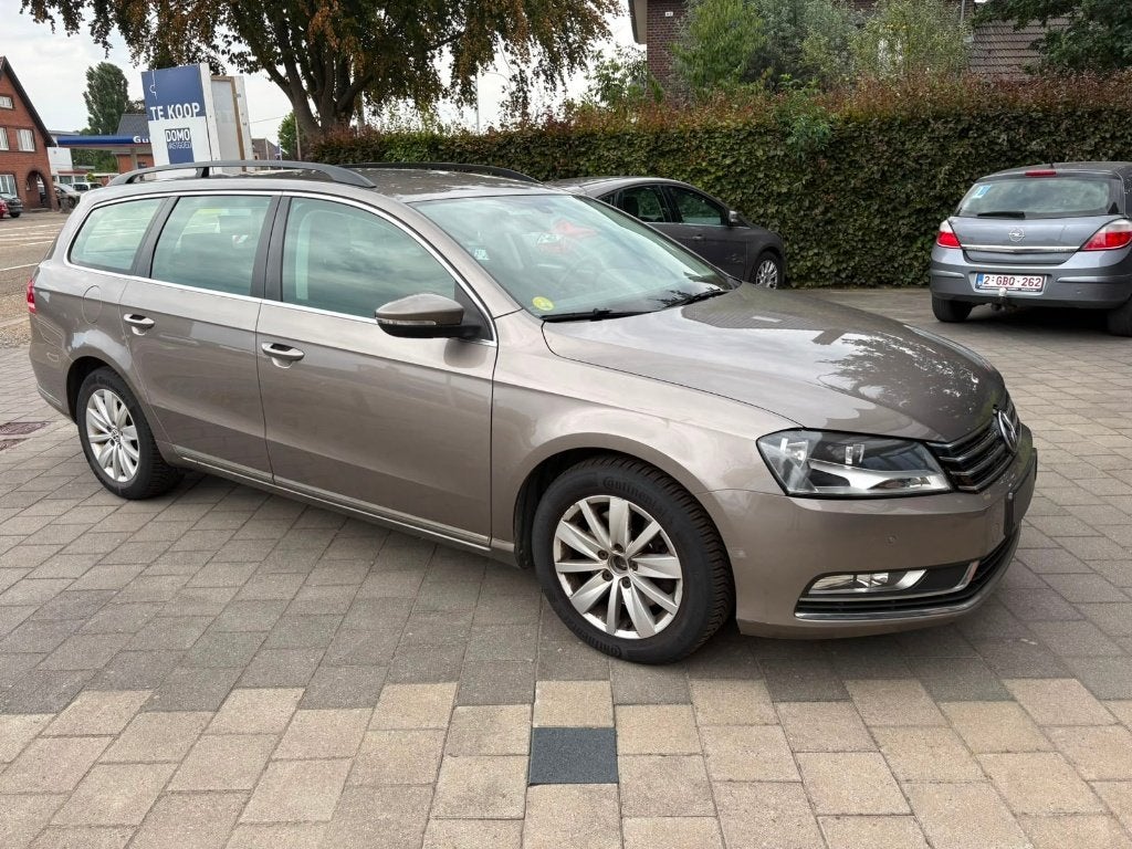 Volkswagen Passat 1.6 TDi Comfortline *euro 5, Autos, Achat, https://public.car-pass.be/vhr/711c4792-5b70-432d-9d82-0f2ac3b7e4ea