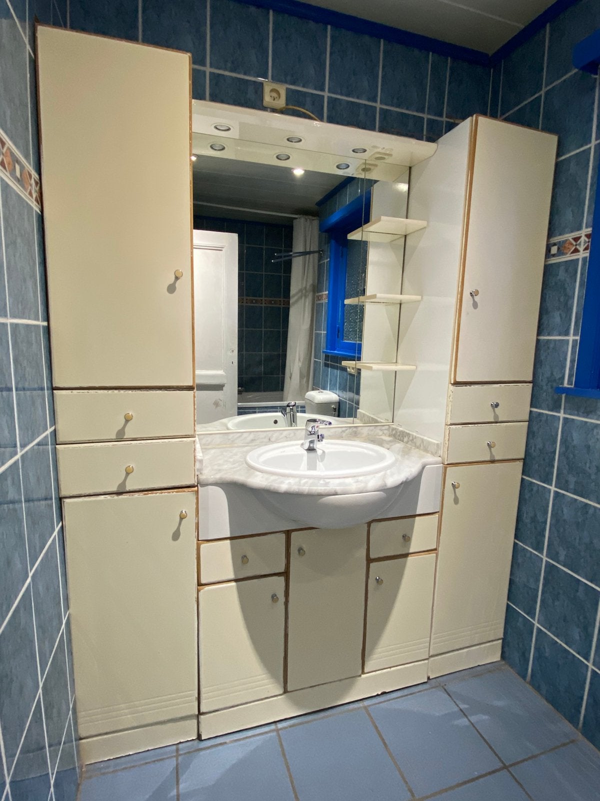 Badkamer wastafel meubel, Huis en Inrichting, Badkamer | Badkamermeubels, Ophalen, Gebruikt, Wastafelkast, 150 tot 200 cm