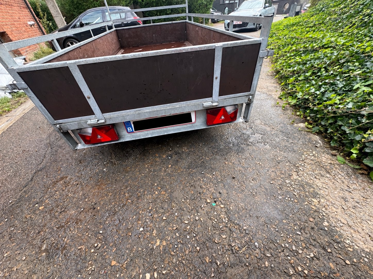 Dubbelassige aanhangwagen, Ophalen, Gebruikt