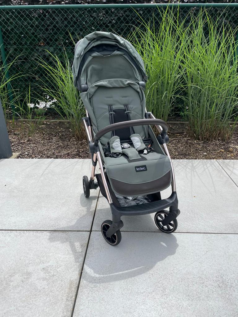 Opvouwbare buggy leclerc, Ophalen, Zo goed als nieuw, Verstelbare rugleuning