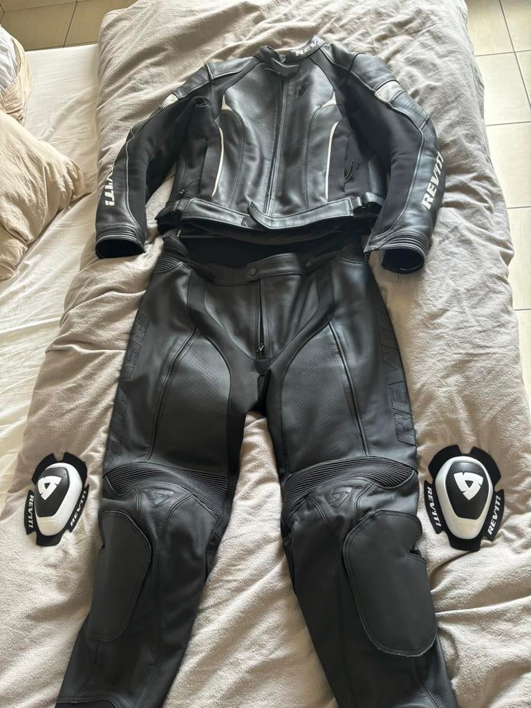Revit motor pak nieuwstaat, Motoren, Kleding | Motorkleding, Ophalen