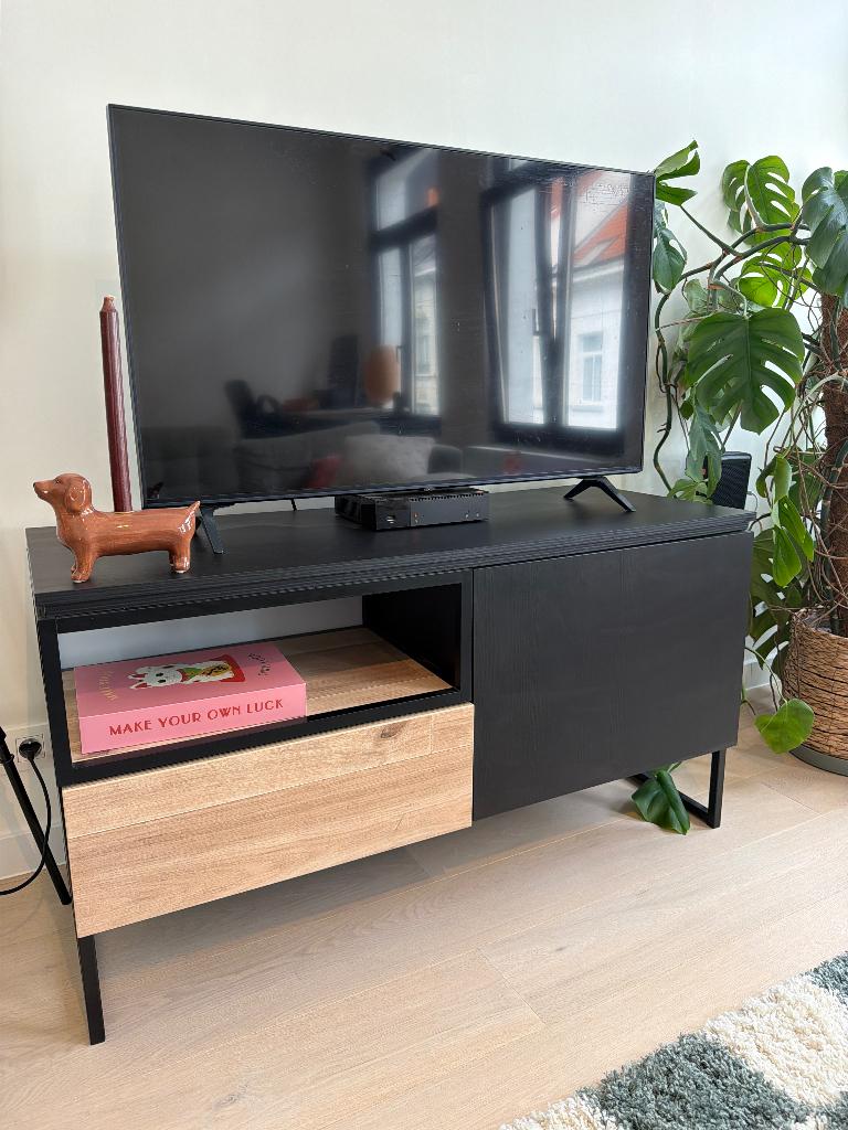 Tv-kast, 100 tot 150 cm, Eikenhout, Ophalen of Verzenden, Zo goed als nieuw