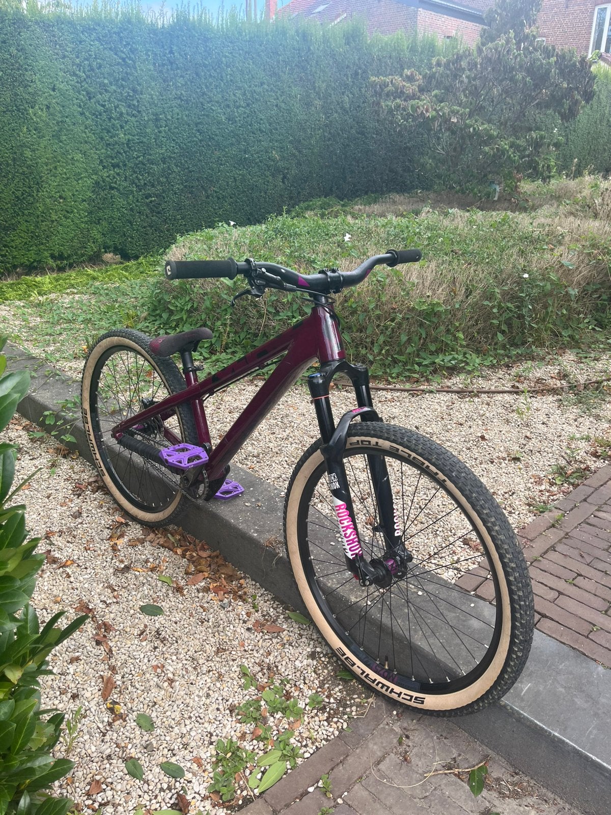Scott voltage dirt jumper, Vélos & Vélomoteurs, 24 pouces ou plus, Guidon à 360°, Aluminium, Comme neuf