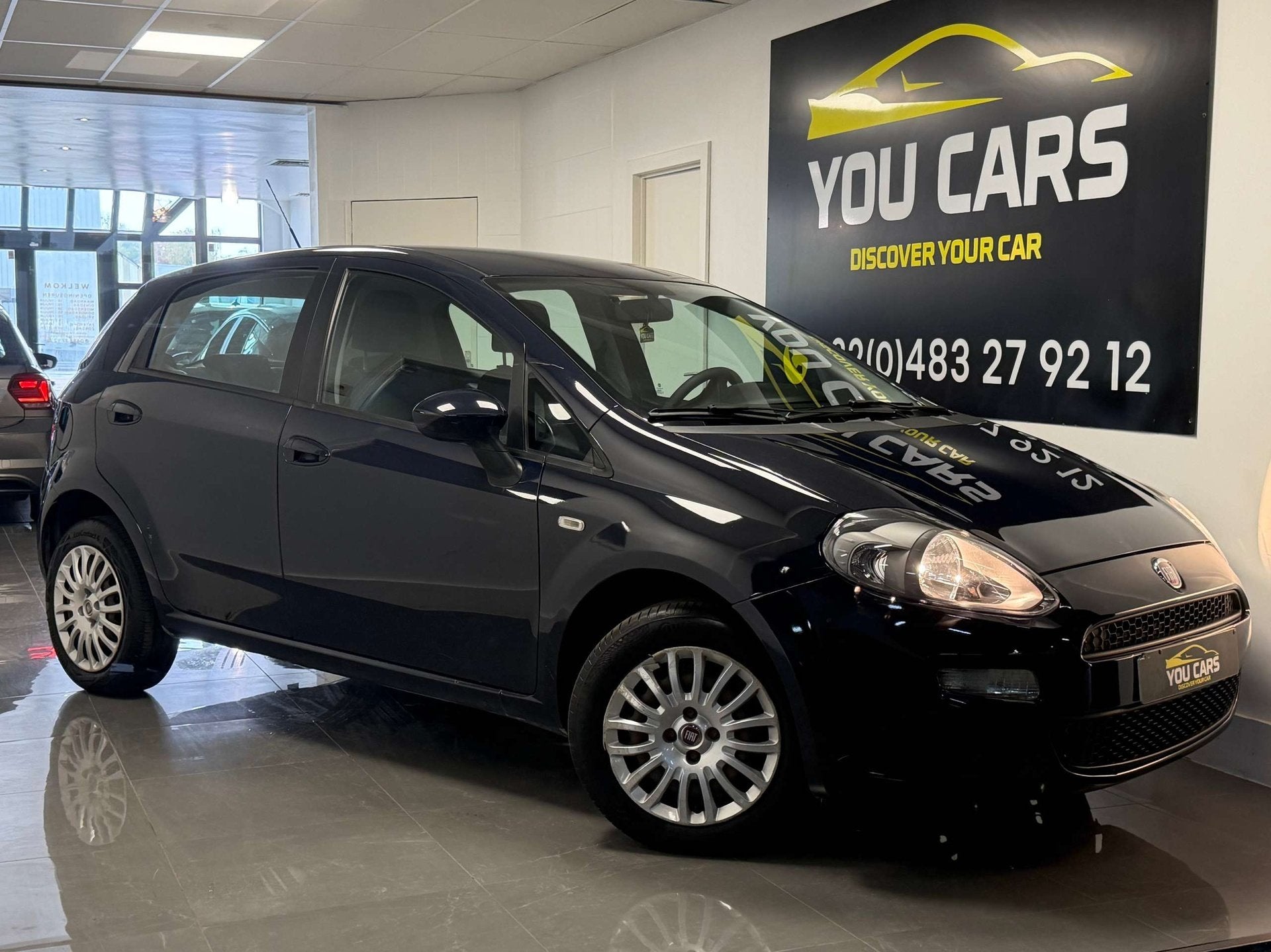 Fiat Punto 1.4i Easy Stop 1 Jaar Garantie, Autos, 57 kW, Euro 5, Achat, Entreprise