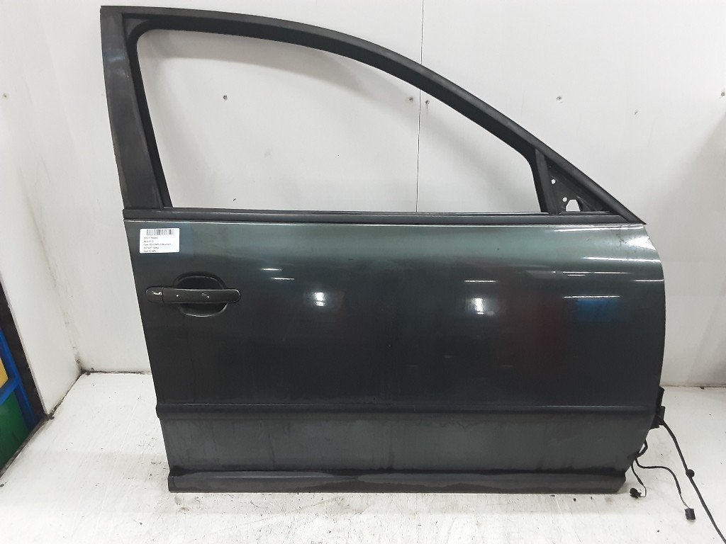 PORTIER RECHTS VOOR Volkswagen Passat (3B3), Gebruikt, Volkswagen AG, Kundenbetreuung@volkswagen.de, Volkswagen