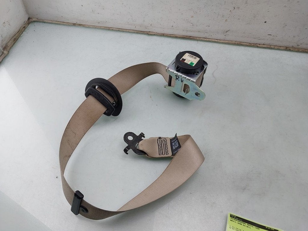 CEINTURE DE SECURITE AVANT DROIT BMW 5 serie Touring (F11), Utilisé, BMW, Petuelring 130
80809  München, DE, Bayerische Motoren Werke AG