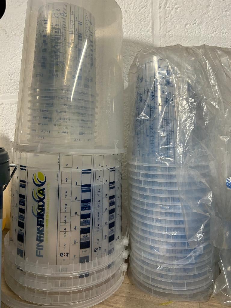 MENGBEKERS VERF 1 L EN 5 LITER, Ophalen