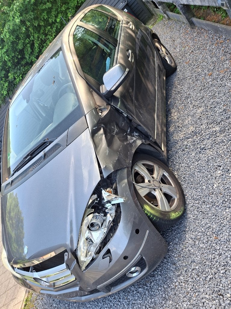 A150 BENZINE 1500CC 2009 SCHADE, Auto's, 4 deurs, Beige, Handgeschakeld, Particulier