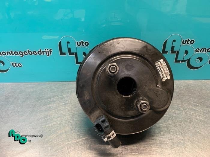 Assistant de freinage d'un Opel Astra (Astra J 10-), -, Opel, 3 mois de garantie, Utilisé
