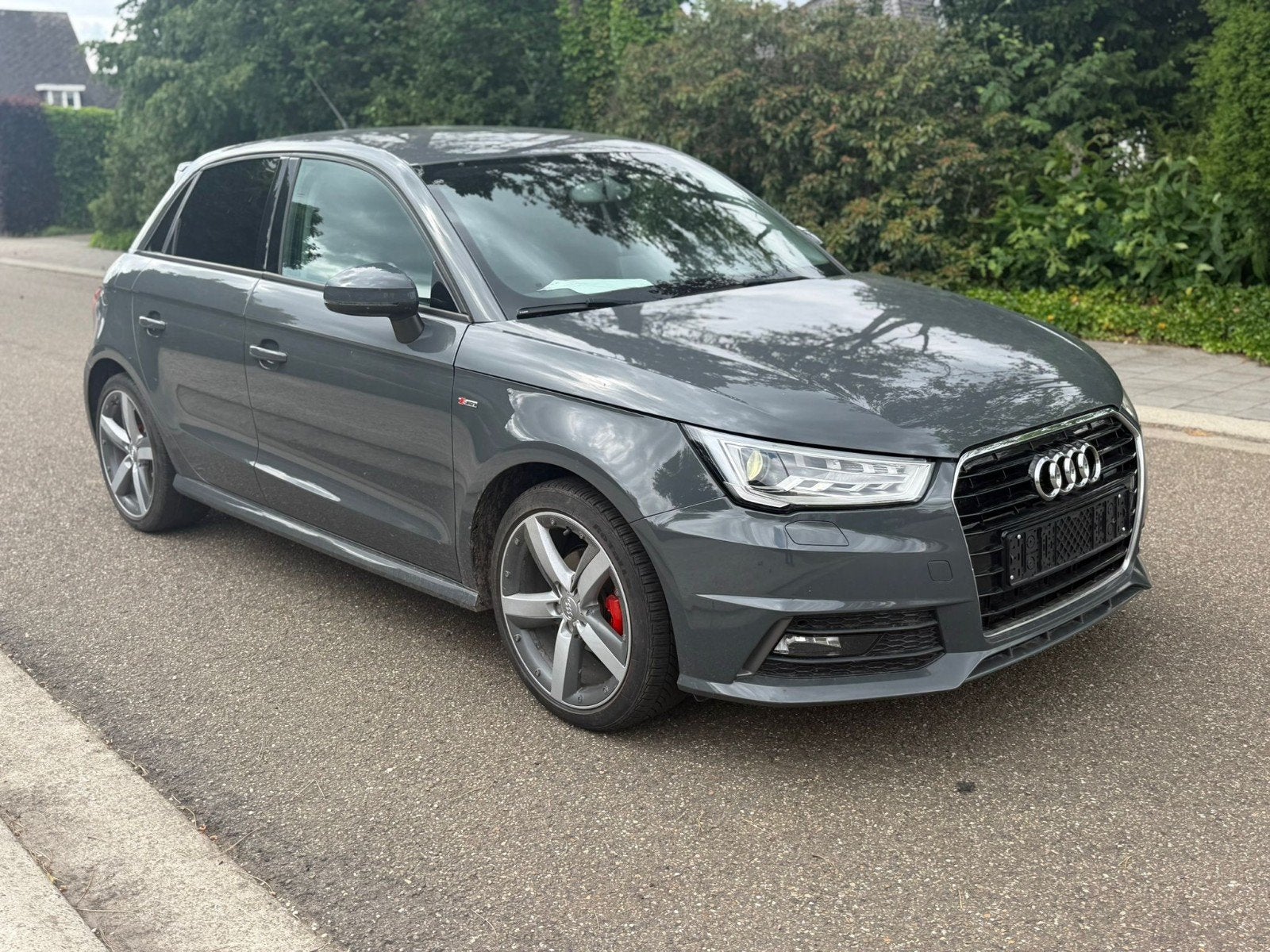 Audi A1 1.0 TFSI S-line 2017  Nardo Grey, Auto's, A1, Euro 6, Handgeschakeld, Particulier
