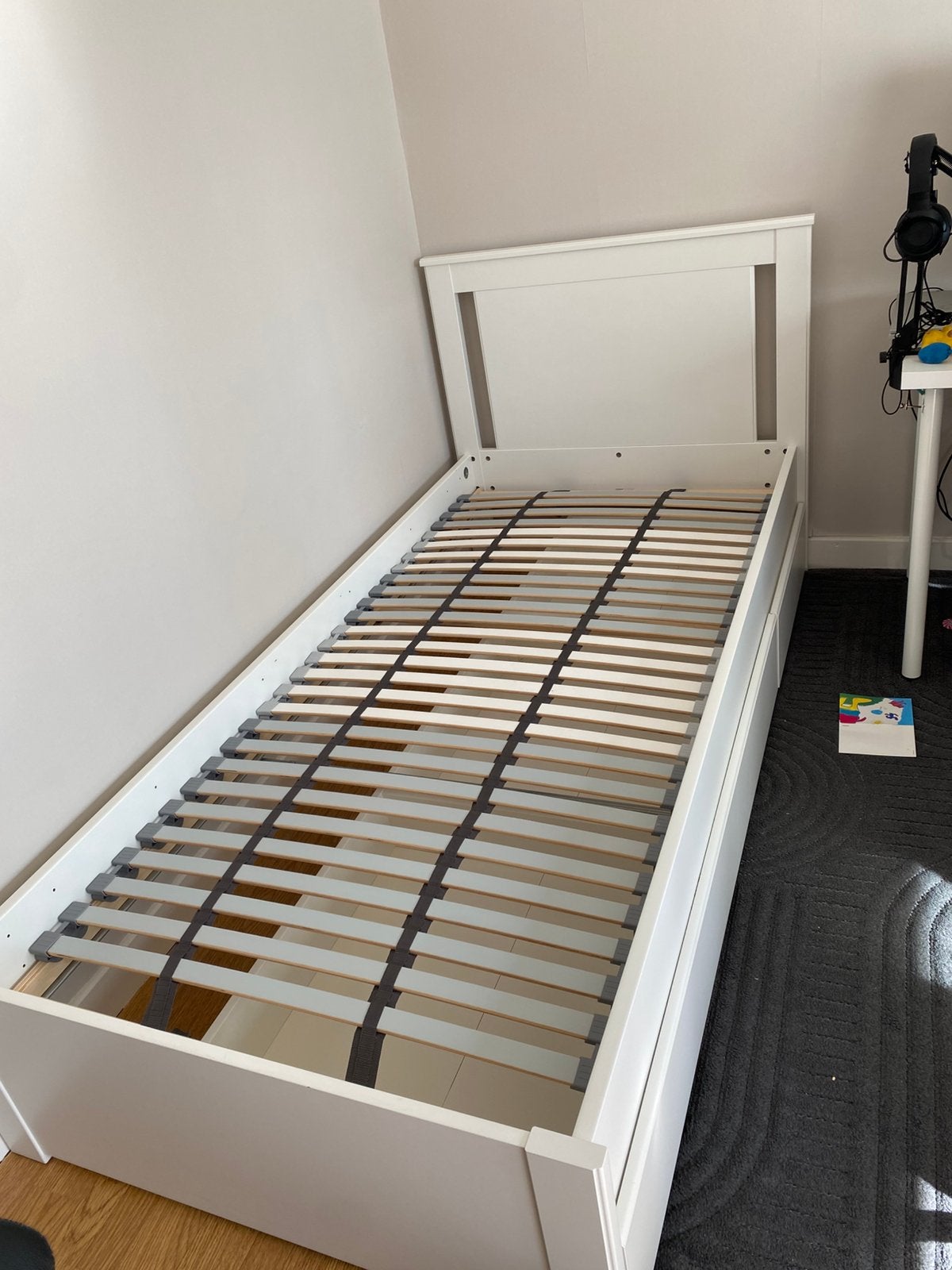 Ikea eenpersoonsbed, Ophalen, Zo goed als nieuw