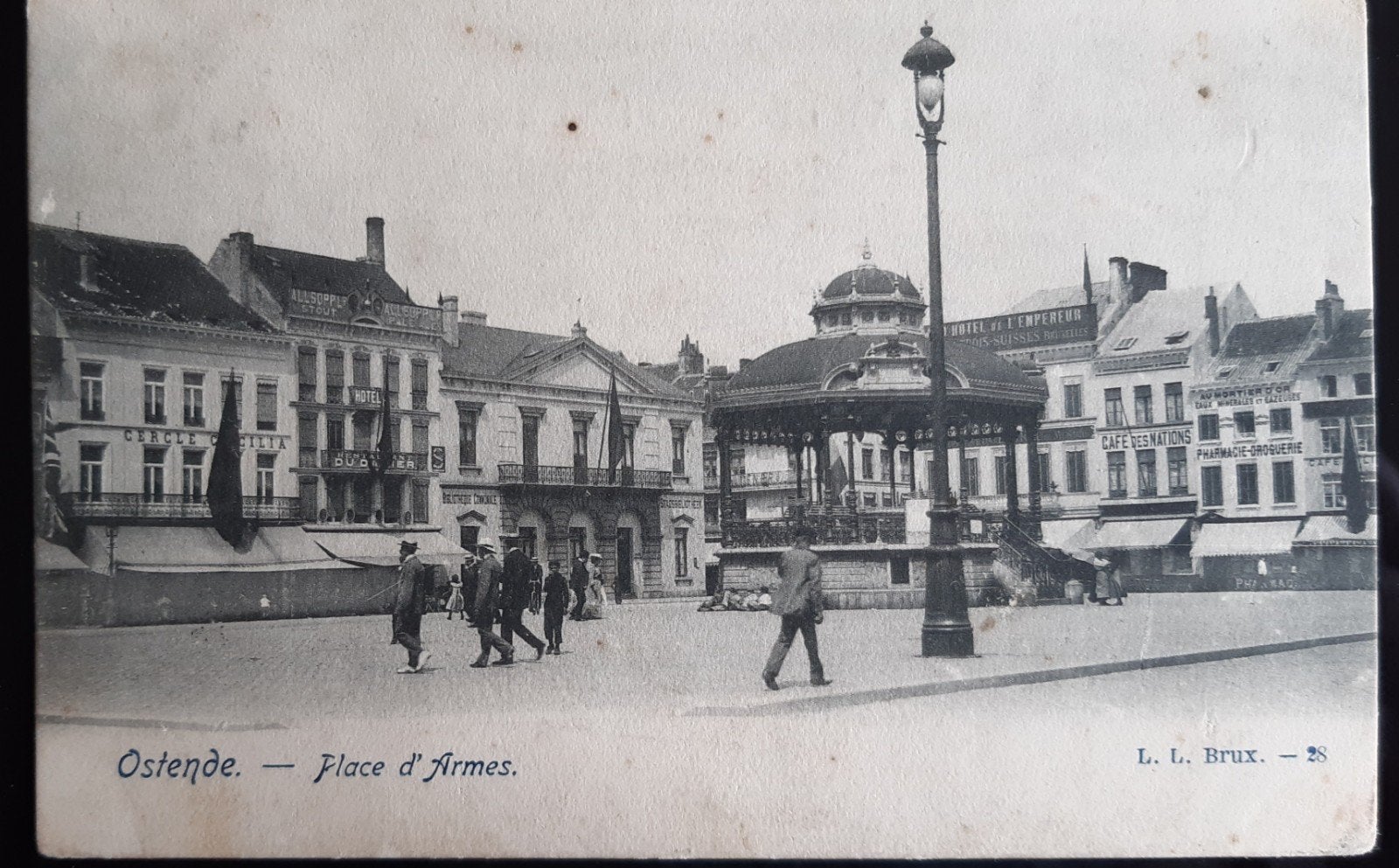 Carte postale OSTEND OSTENDE PLACE D ARMES WAPENPLEIN TOP, Enlèvement ou Envoi