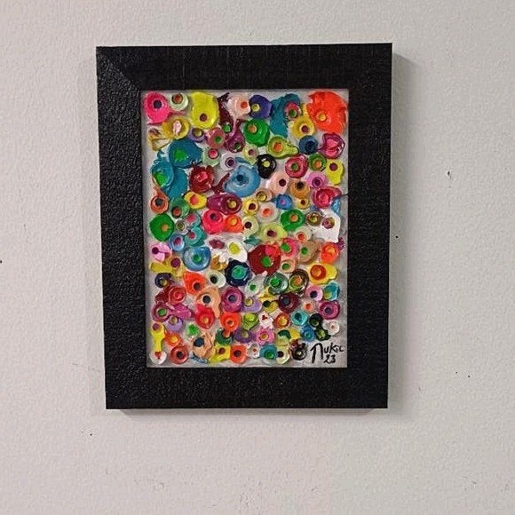 "Des couleurs, Sire!" dans son encadrement blanc, Enlèvement ou Envoi