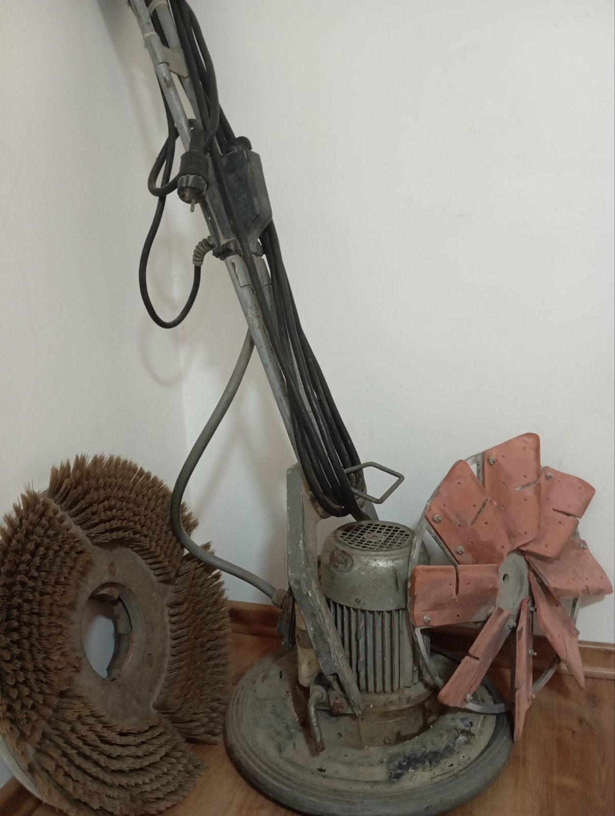 Cement vloer kuis machine, Ophalen