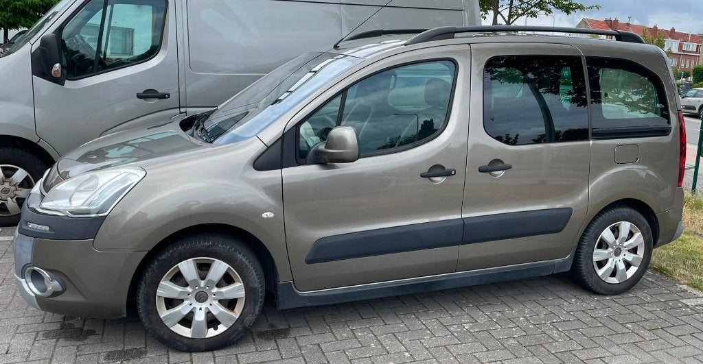 Citroën Berlingo 1.6 e-HDI 90 MAN XTR, Autos, Citroën, Euro 5, Achat, 5 portes, Berlingo