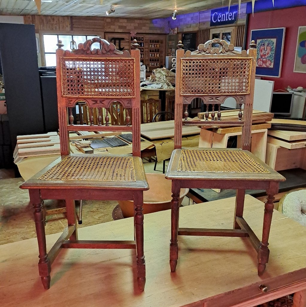 Twee Mechelse antieken stoelen in eik met tussenregel, Antiek en Kunst, Ophalen
