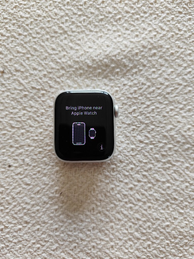apple watch SE, Étanche, Avancer d'un pas, Comme neuf, Enlèvement