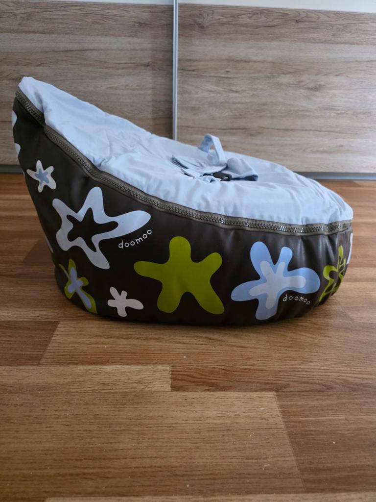 Pouf Doomoo lounge/baby - Parfait état !, Enfants & Bébés, Porte-bébés & Écharpe porte bébé, Autres marques, Comme neuf, Enlèvement