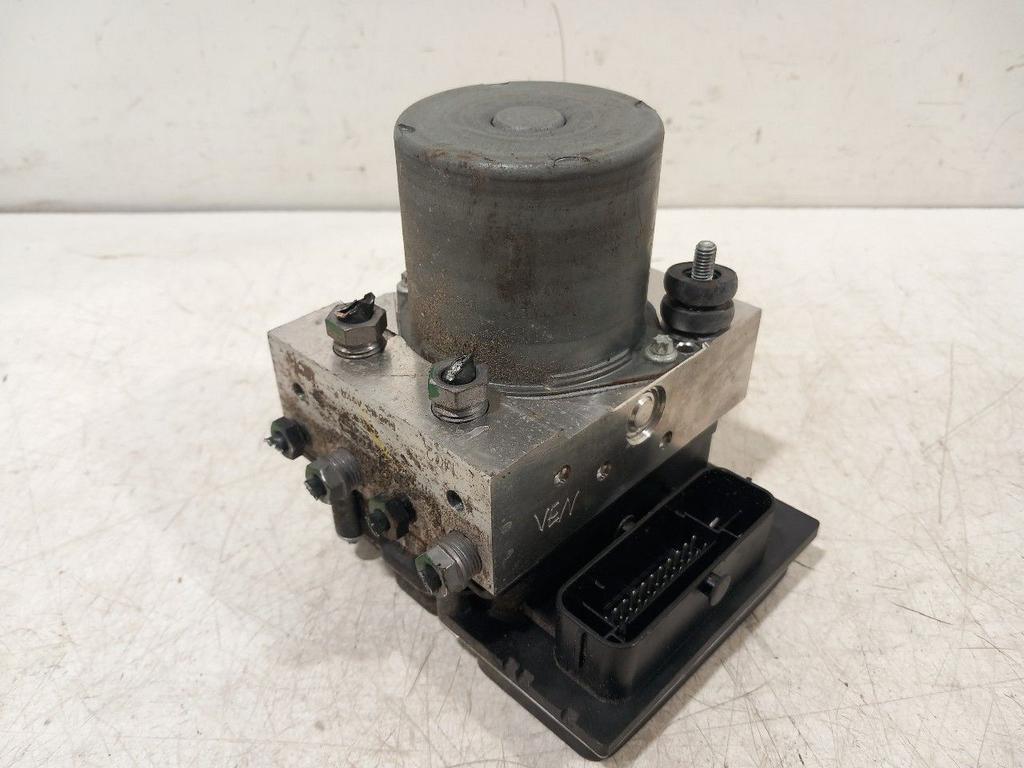 Abs pomp Land Rover Discovery, Onderdelen@venauto.nl, Van der Ven Autorecycling B.V., Ettenseweg 76, 4706 PB Roosendaal, The Netherlands