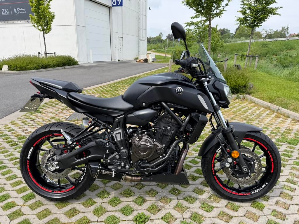 YAMAHA MT 07 * GARANTIE * 2018 * 9.500 km, Motos, Motos | Yamaha, Entreprise, Sport, plus de 35 kW, 2 cylindres, Permis Moto A