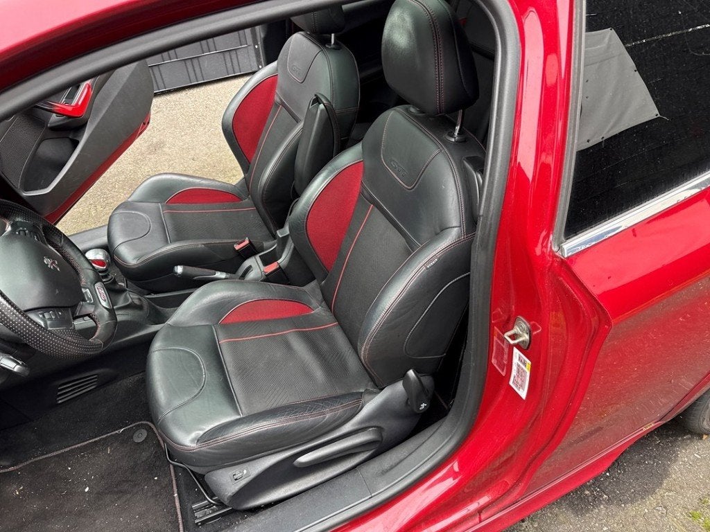 SIEGE AVANT GAUCHE ( CONDUCTEUR ) 208 I (CA / CC / CK / CL), Autos : Pièces & Accessoires, Kontakt-peugeot@peugeot.com, Utilisé