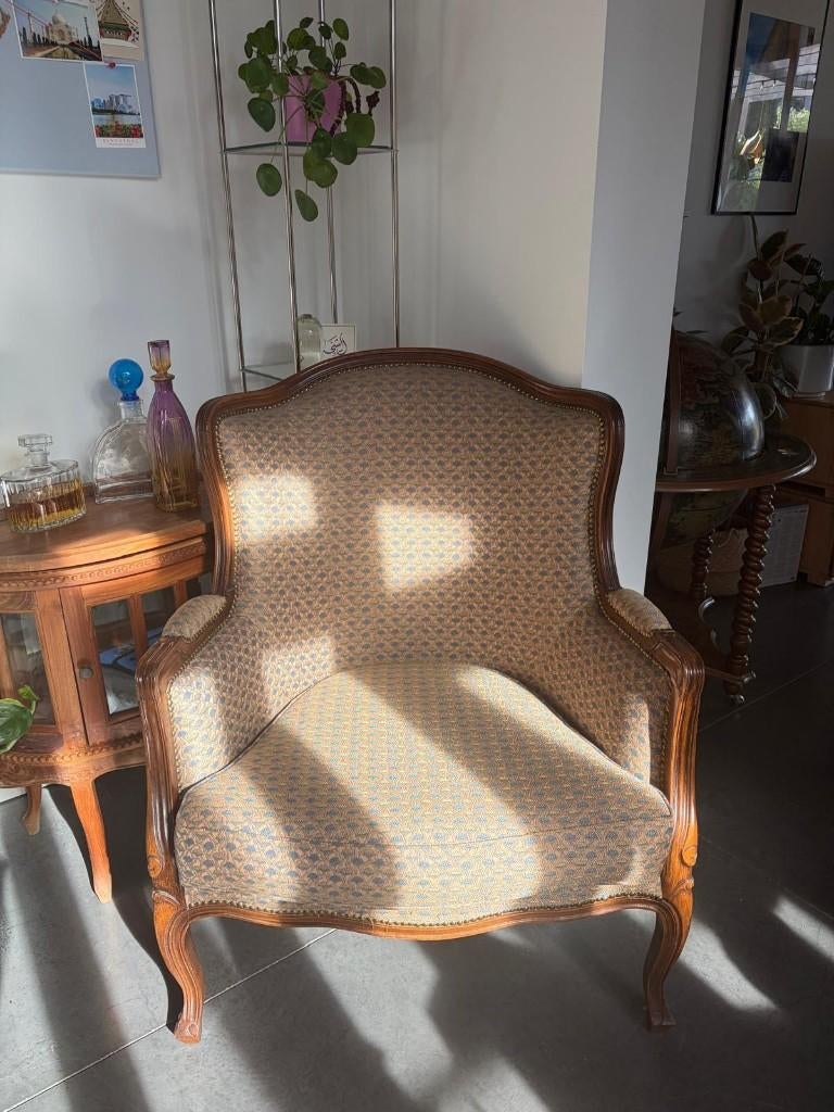 Twee klassieke fauteuils, Huis en Inrichting, Fauteuils, Zo goed als nieuw, Hout, Stof, 75 tot 100 cm, Minder dan 75 cm, Ophalen