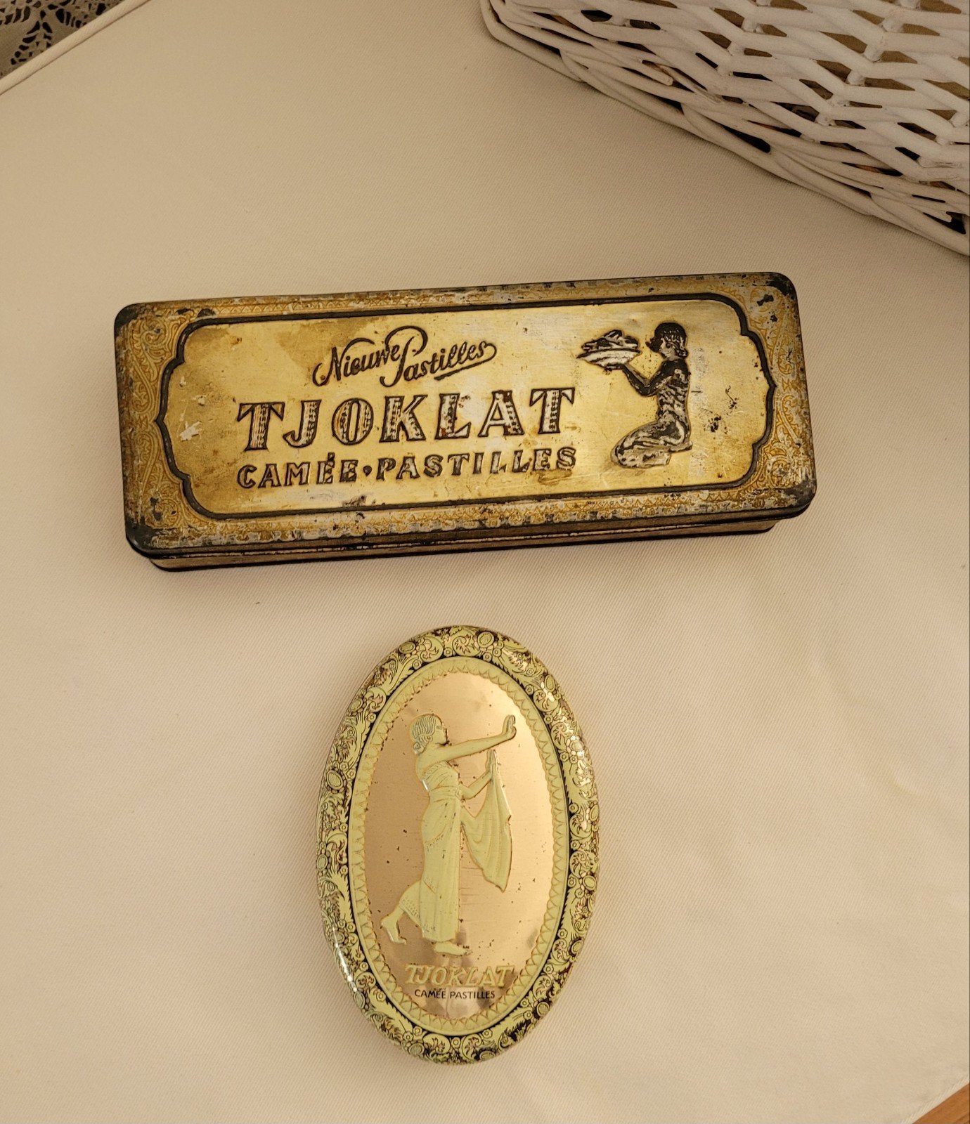 Tjoklat chocolade blikken, Verzamelen, Ophalen of Verzenden