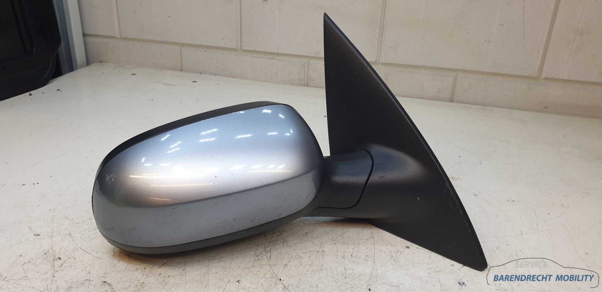 R troviseur ext rieur droit Opel Corsa C Z163 Argent m talli, Opel Automobile GmbH, Opel, Bahnhofsplatz 1
65423  Russelsheim am Main, DE