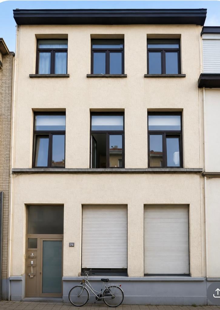 Te Koop Obrengsteigendom met 3 appartementen, Immo, Appartements & Studios à louer, Anvers (ville)