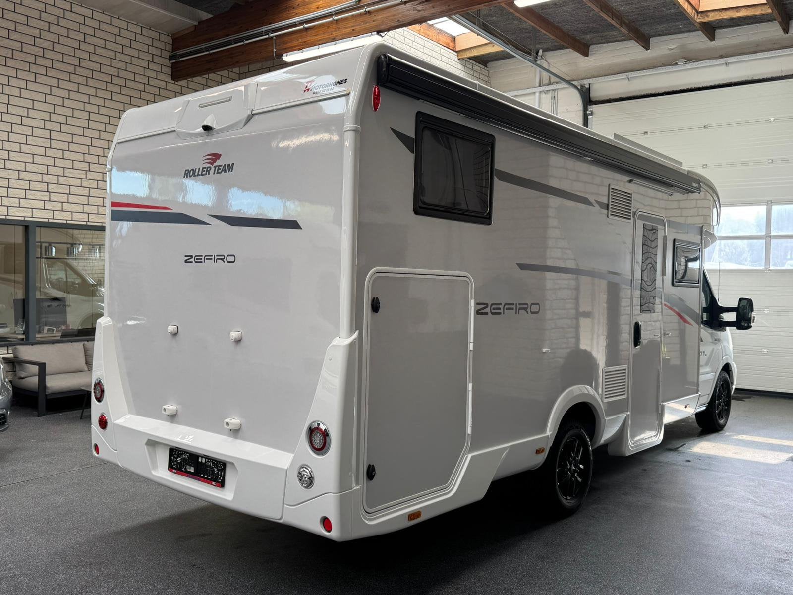 Ford Transit Roller Team Zefiro 287 TL, Ford, Douche, Diesel, Automatique