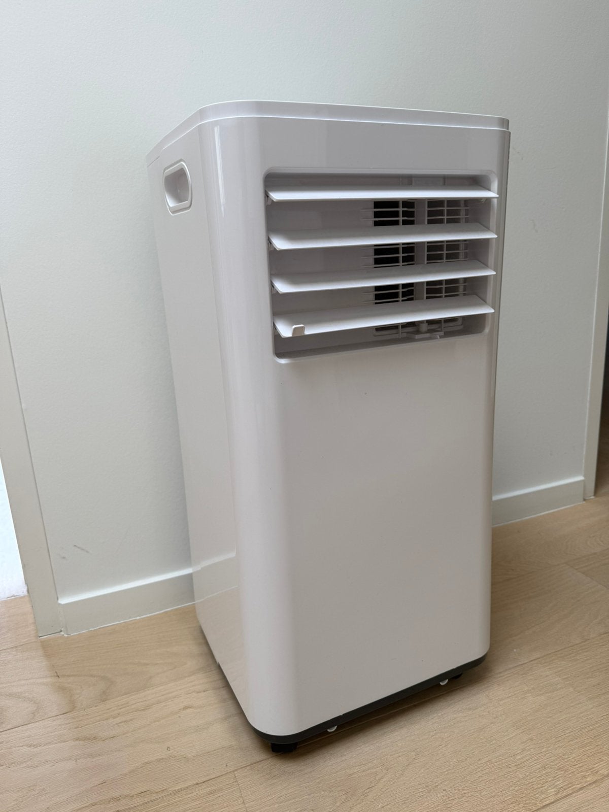 Mobiele airco, Ophalen, 2 snelheden, Timer, Koelen en Ontvochtigen