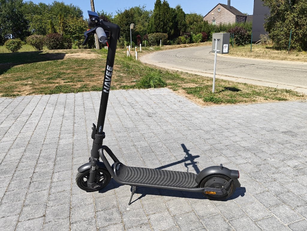 Navee V50i Pro 2 - Seulement 13km - Garantie - Comme Neuve, Enlèvement, Comme neuf, Step électrique (E-scooter), Navee