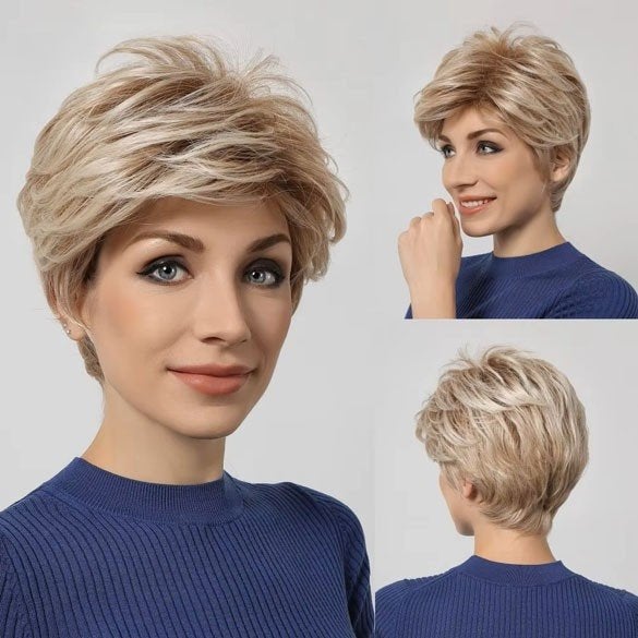 Pruik kort haar blondmix in laagjes model Nikkie, Handtassen en Accessoires, Uiterlijk | Haarverzorging, Verzenden, Nieuw